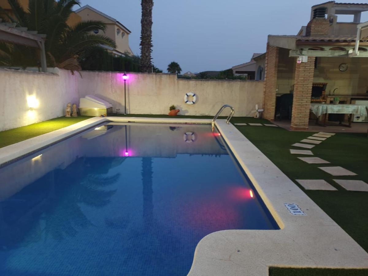 Villa Preciosa กัมโปซอล ภายนอก รูปภาพ